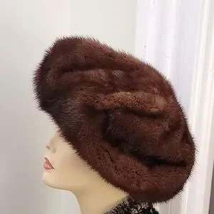 Mink Chapeau Beret Vtg gem Kate Mahogany Ladies Mink Beret Hat: FurHatWorld.com main image 4